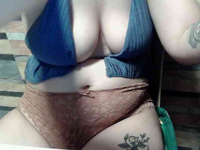 extremelymilkyboobs
