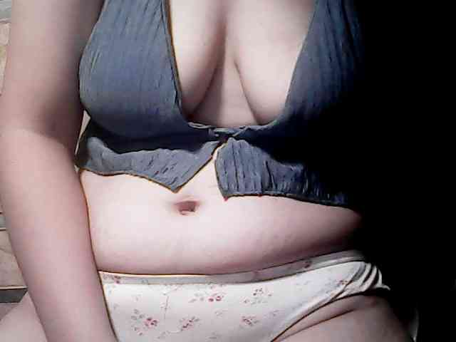 extremelymilkyboobs webcam