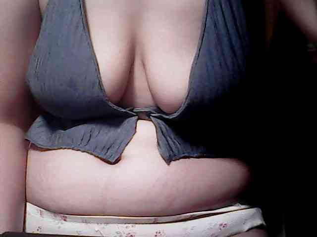 extremelymilkyboobs webcam