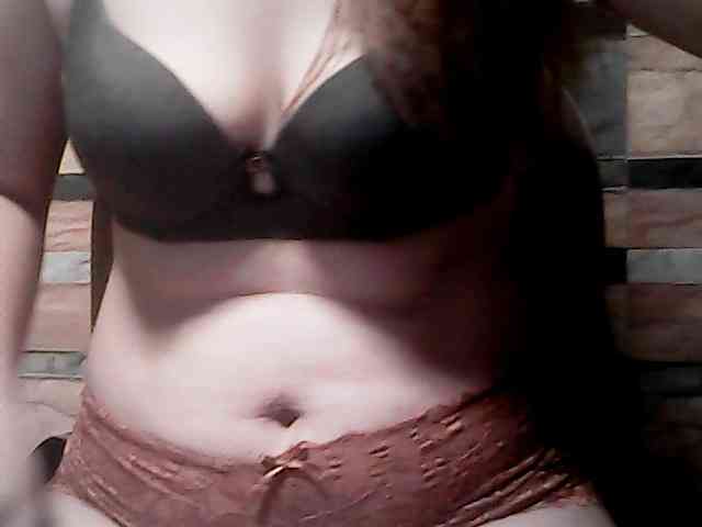 extremelymilkyboobs webcam