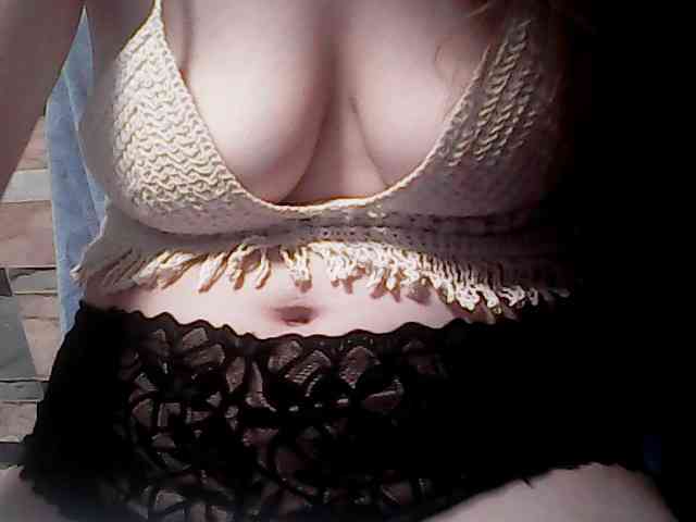 extremelymilkyboobs webcam