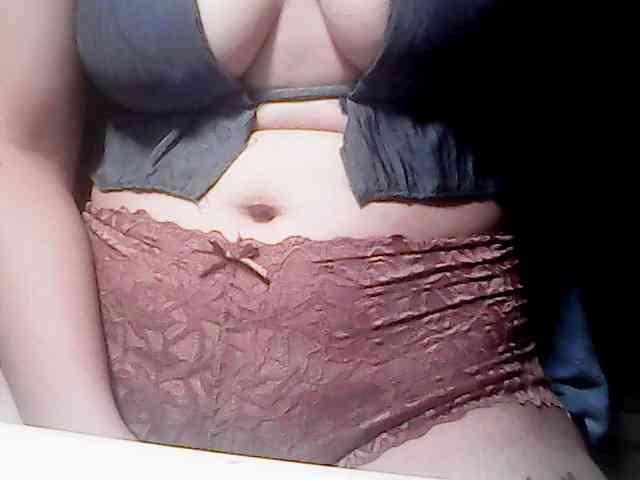extremelymilkyboobs webcam