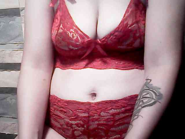 extremelymilkyboobs webcam
