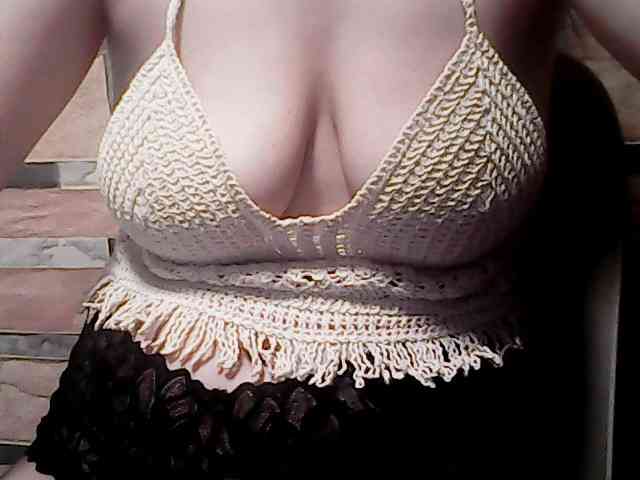 extremelymilkyboobs webcam