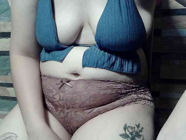 extremelymilkyboobs