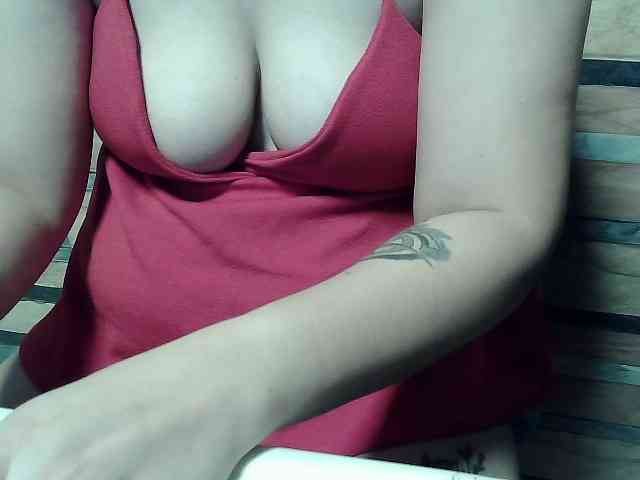 extremelymilkyboobs