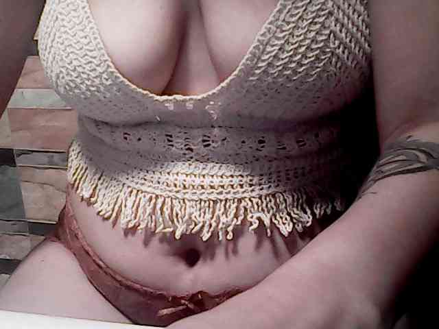 extremelymilkyboobs webcam