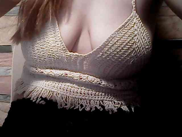 Model: extremelymilkyboobs