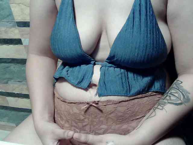 extremelymilkyboobs
