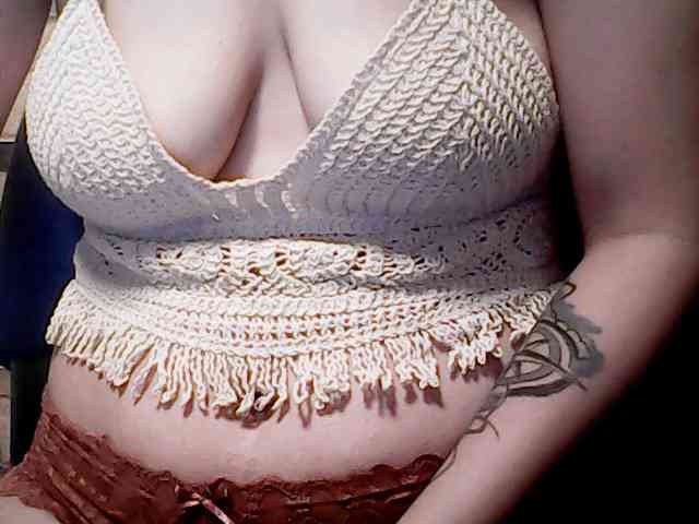 extremelymilkyboobs webcam