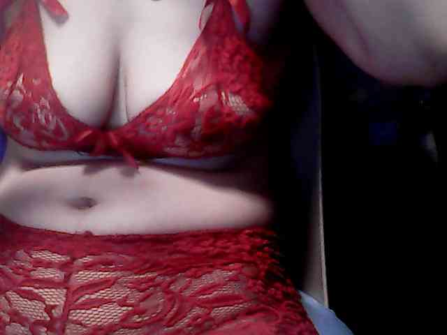 extremelymilkyboobs webcam