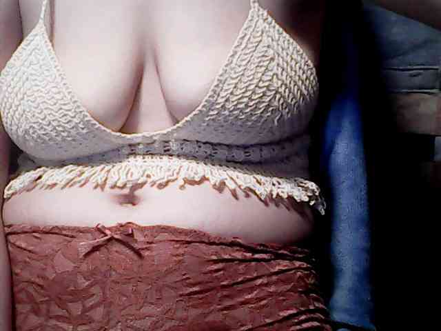 extremelymilkyboobs webcam