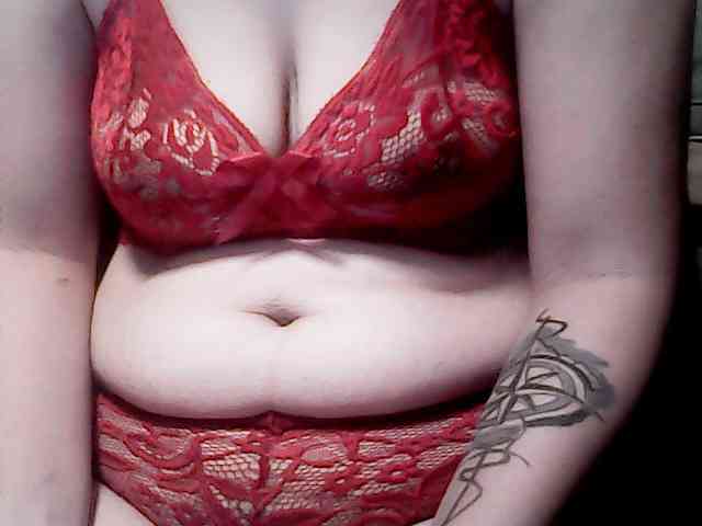 extremelymilkyboobs webcam