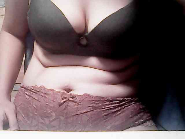 extremelymilkyboobs webcam