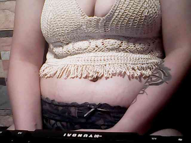 extremelymilkyboobs webcam