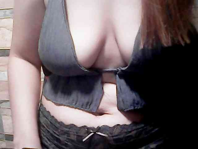 extremelymilkyboobs webcam