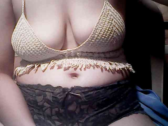 extremelymilkyboobs webcam