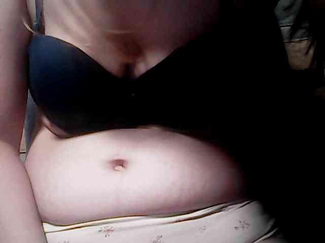 extremelymilkyboobs webcam