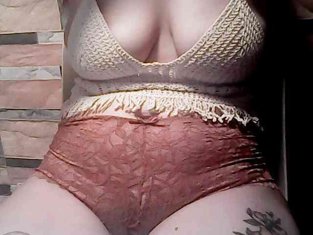 extremelymilkyboobs extremelymilkyboobs