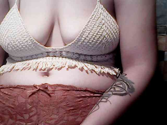extremelymilkyboobs webcam