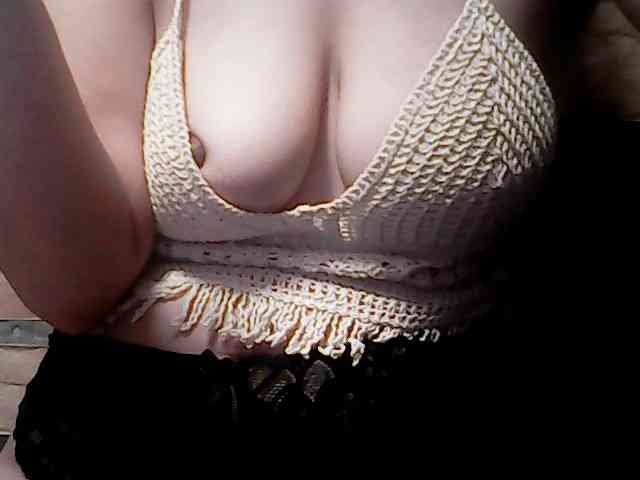 extremelymilkyboobs webcam