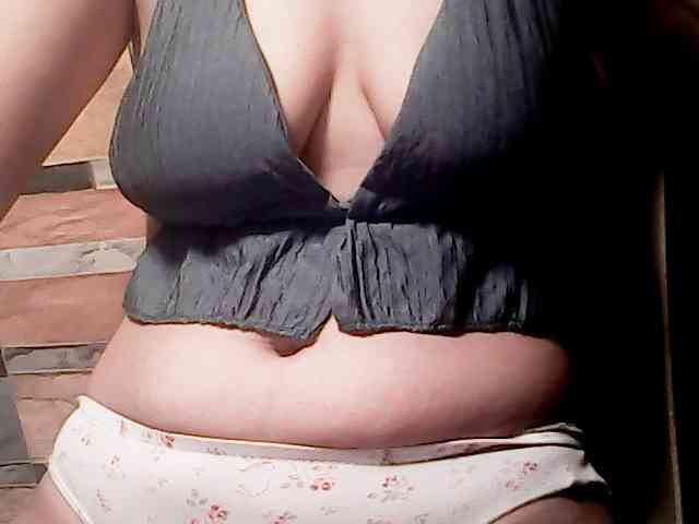 extremelymilkyboobs webcam