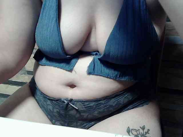 Extremelymilkyboobs - Girl 