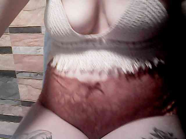 extremelymilkyboobs webcam