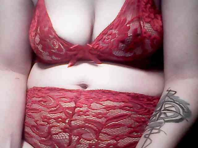 extremelymilkyboobs webcam