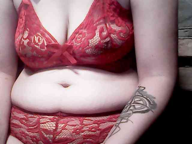 extremelymilkyboobs webcam