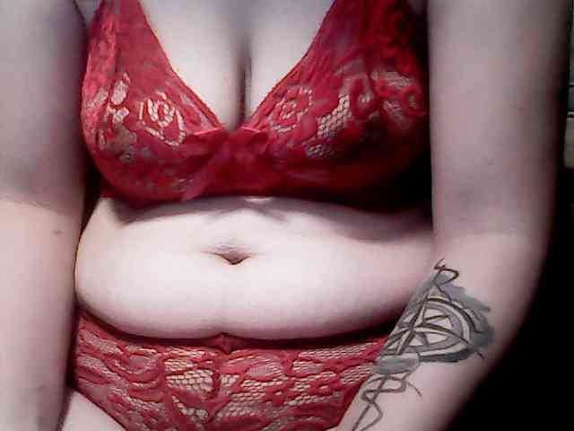 extremelymilkyboobs webcam