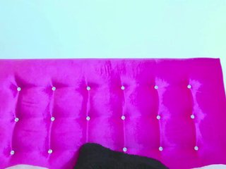 celena-squirt Porn Show