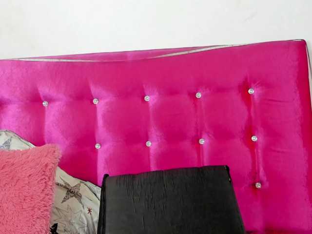 celena-squirt live cam on BongaCams