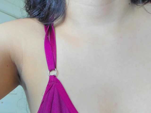 celena-squirt live cam on BongaCams
