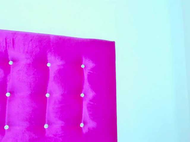 celena-squirt live cam on BongaCams