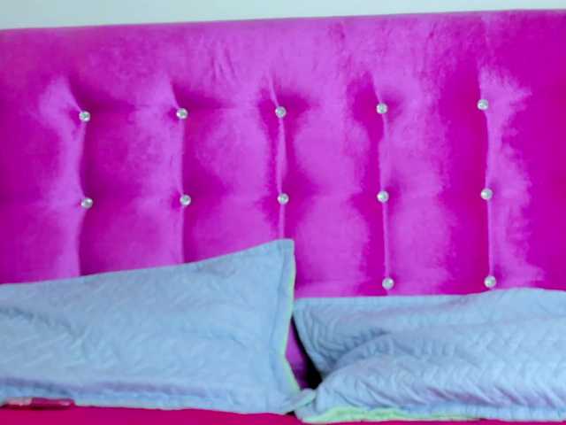 celena-squirt live cam on BongaCams