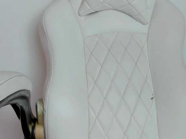 celena-squirt live cam on BongaCams