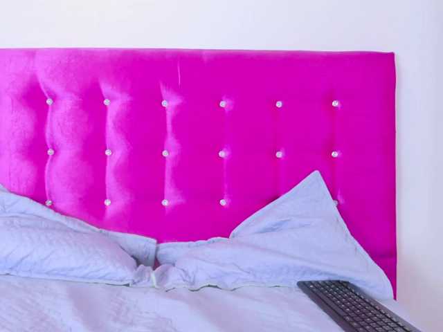 celena-squirt live cam on BongaCams
