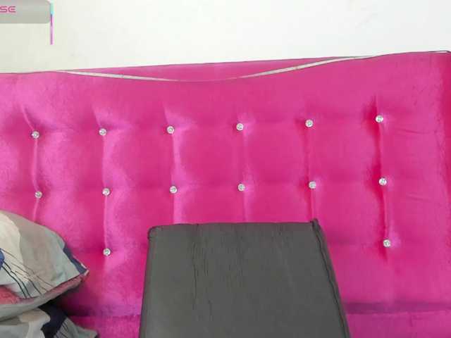 celena-squirt live sex show