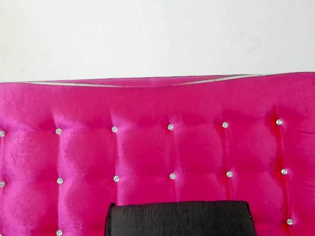 celena-squirt live cam on BongaCams