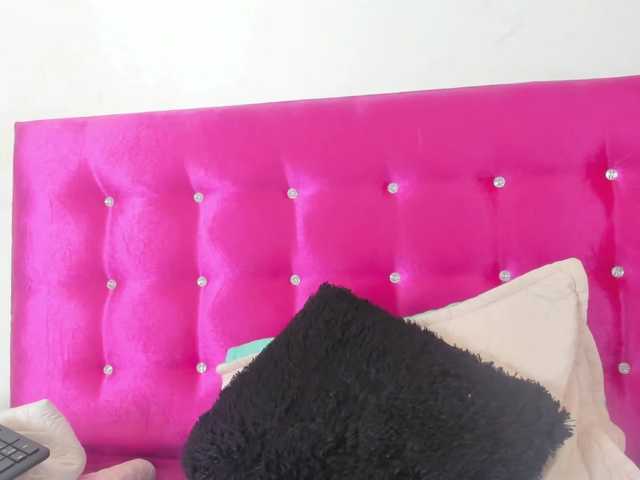 celena-squirt live cam on BongaCams
