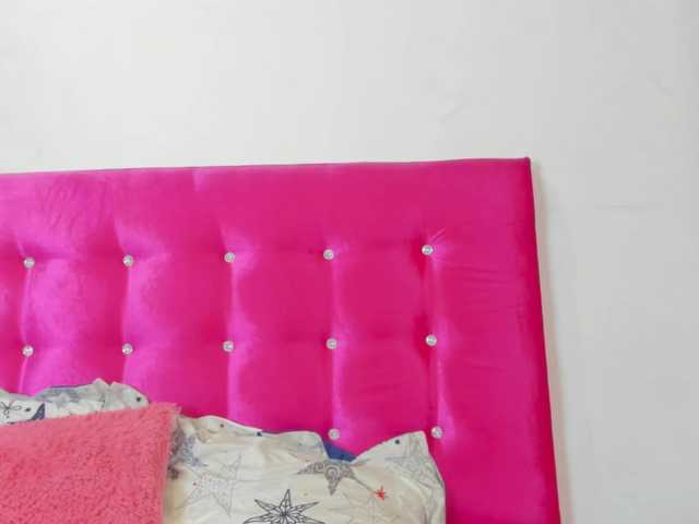 celena-squirt live cam on BongaCams