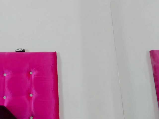 celena-squirt live cam on BongaCams