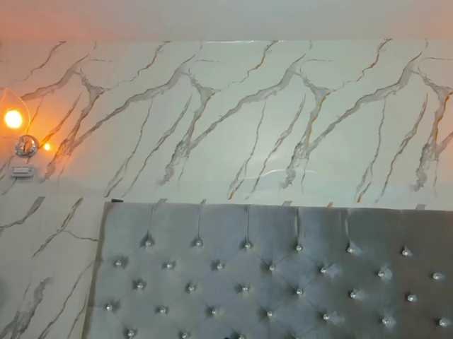 celena-squirt live cam on BongaCams