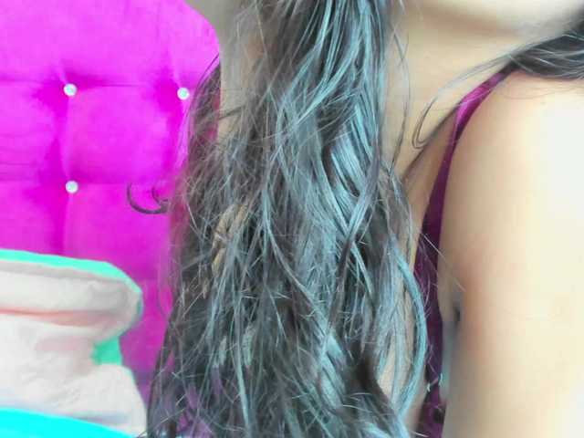 celena-squirt live cam on BongaCams