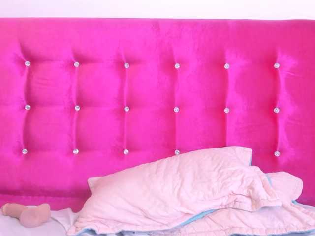 celena-squirt live cam on BongaCams