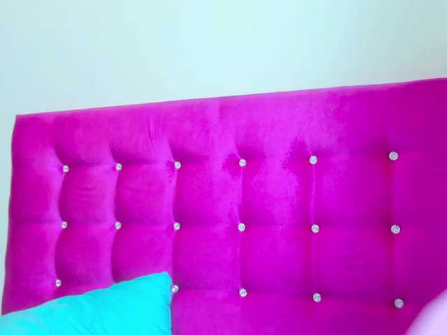 celena-squirt live cam preview