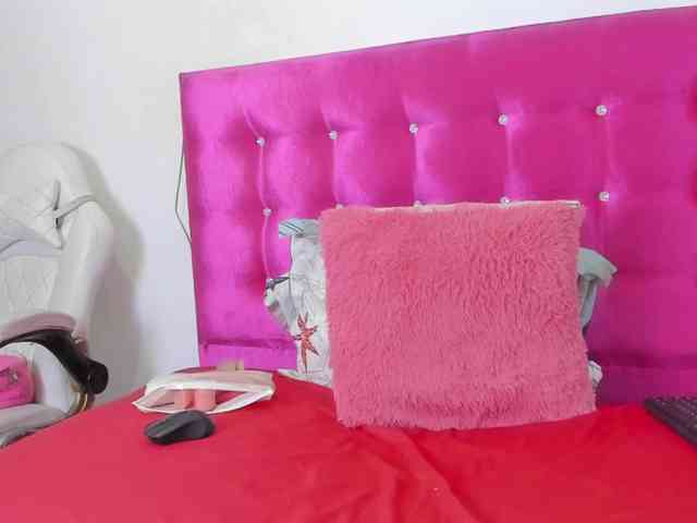 celena-squirt webcam