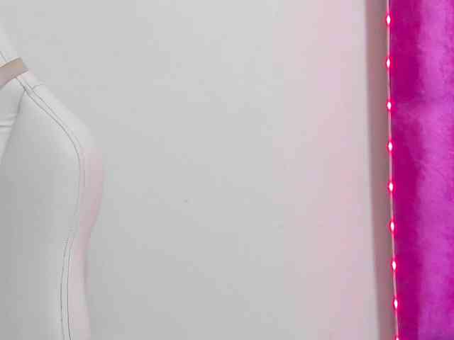 celena-squirt