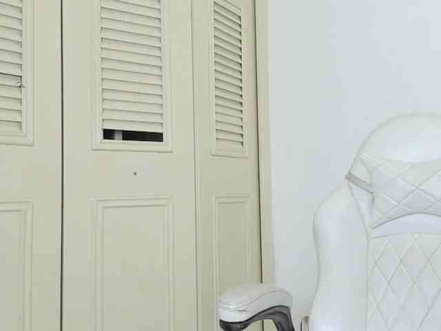 celena-squirt webcam